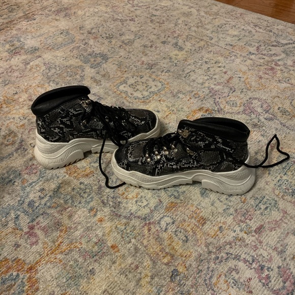 Jeffrey Campbell snake debris trek sneaker boot - Picture 3 of 3